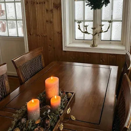 別荘 Panoramic Cabin With Fjord Views In Valldal *