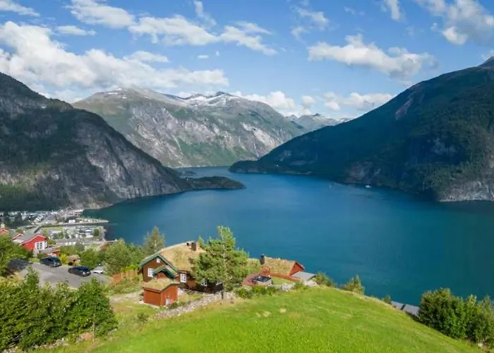 Feriehus Panoramic With Fjord Views In